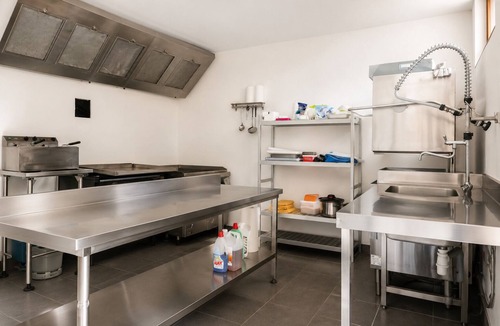 Servant House | Charming Mill Estate in Central France – Ideal for Groups & Retreats- 32 sleeps
