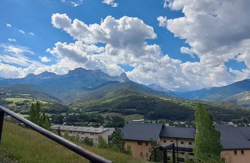 Barcelonnette Apartment | Charming Mini T2 South in Barcelonnette with Terrace, 4 Pers