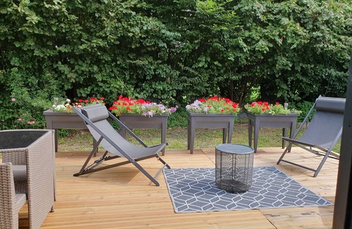 Ducey-les-Cheris Apartment | Charming studio with terrace