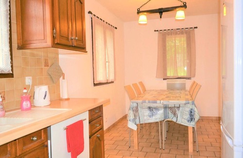 Lagorce House | Charming Villa with Private Pool, Sleeps 8, Pet Friendly, in Lagorce