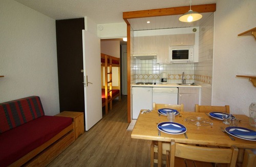 Le Lavachet Apartment | Classic studio for 4 with south balcony in Tignes