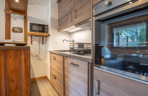 Chamonix-Mont-Blanc Apartment | Clos des Outannes by Interhome