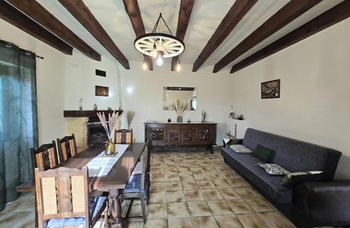 Saint-Rabier Cottage | Comfortable Country House in Dordogne