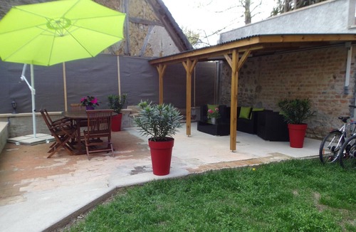 Vaumas Cottage | Contemporary 3-level house in Vaumas, near Moulins