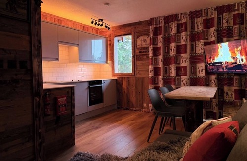 Courchevel Apartment | Cosy Ski in/Ski out apartment in Courchevel 1550