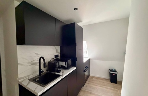 Thonon-les-Bains Apartment | Cosy studio - Hypercentre - Renovated - Calm and chic