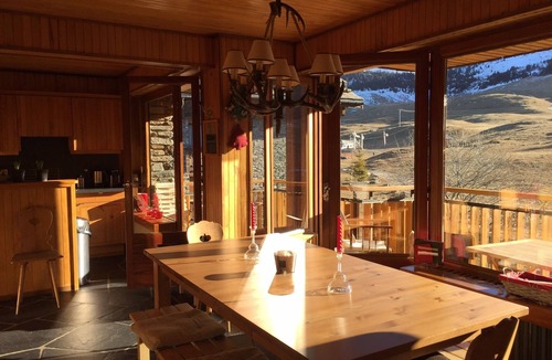 Courchevel Apartment | Courchevel 1650 Belvédère beautiful apartment 4 ch ds Chalet skis south balcony