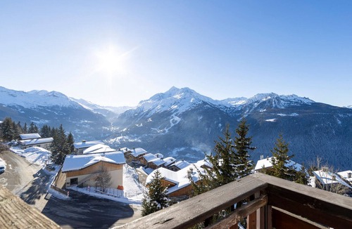 La Rosiere Apartment | Cozy apartment with balcony for 4 in La Rosière
