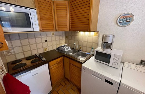 Monetier-les-Bains Apartment | Cozy apartment in village center, near slopes, sleeps 4
