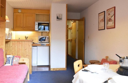Meribel Apartment | Cozy apartment 5 pers, Méribel, near slopes and shops, pets allowed