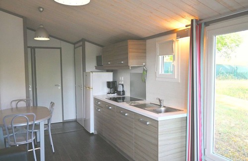 Chemille-sur-Indrois Ski Chalet | Cozy chalet with terrace - 6 guests