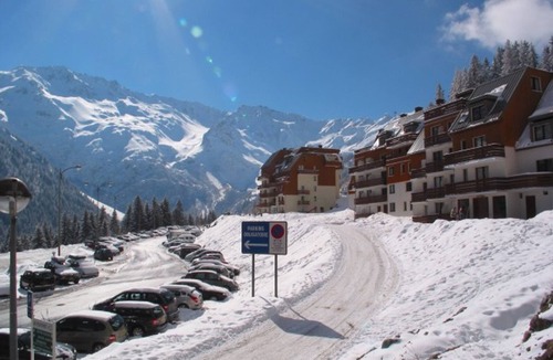 Le Pleynet Apartment | Cozy studio 300m from slopes with free parking