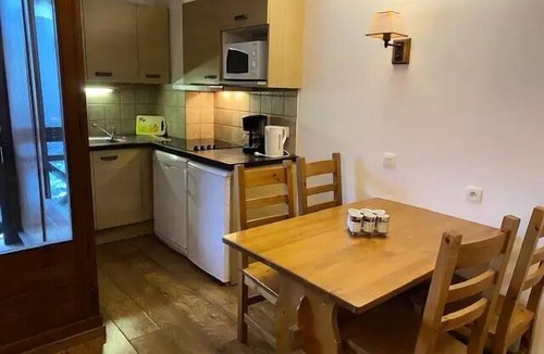 Brides-les-Bains Apartment | Cybeles Residence 4 - Studio for 4 people