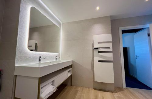 Naturist Village Apartment | Duplex Luxe Le Vibes Resort 320 terrasse jacuzzi By AGN- 6 personnes "réservé aux couples"