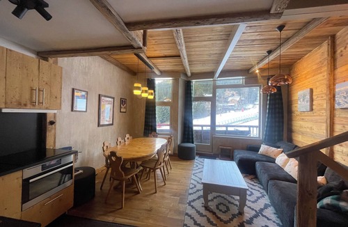 La Perriere Apartment | Duplex ski in/out directly at the slope @ Courchevel/la Tania