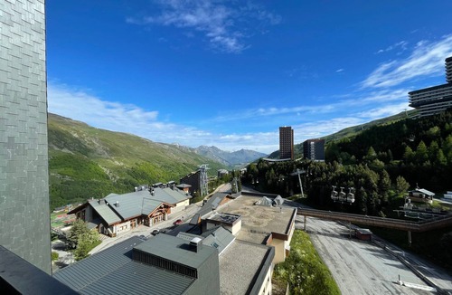 Les Menuires Apartment | Economical 18 m² studio with small balcony, pets allowed