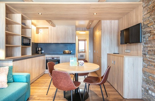 Doucy-Combelouviere Apartment | Family Alpine Base for 5 in Doucy
