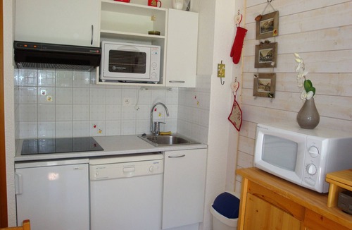 Pralognan-la-Vanoise Apartment | Family comfort near slopes, quiet in summer, Pralognan-la-Vanoise