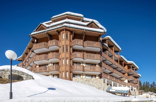 Doucy-Combelouviere Apartment | Family Stay with Picturesque Mountain Views