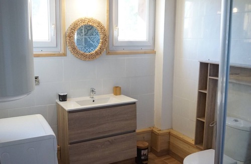Superbolquere Apartment | Font romeu, nice F3 on the edge of the forest, 10 mn from the center, equipped for 4/6 people, wifi