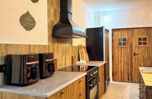 Les Avanchers-Valmorel House | Former hotel transformed into chalet in Valmorel