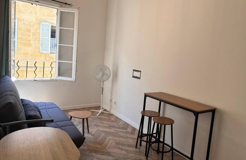 Avignon City Centre Apartment | Functional studio in the heart of Avignon