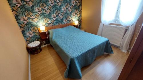 Ytrac House | Gîte 6 pers avec jardin clos et cheminée à Ytrac, proche Aurillac
