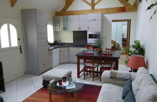 La Fuye-Velpeau House | Gîte Desvergnes