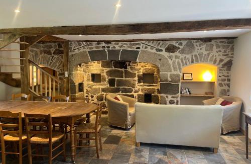 Cisternes-la-Foret House | Gîte du Redondet