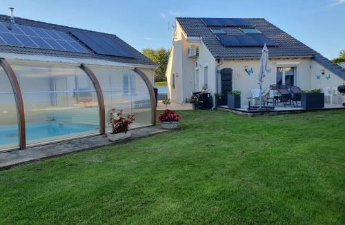 Nebouzat Villa | gîte m et m