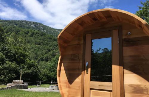 Camous House | Gîtes et yourte le Tucaou avec bains nordiques