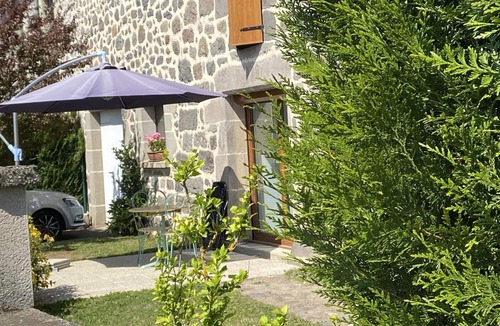 Albepierre-Bredons Cottage | Gite Albepierre-Bredons, 1 bedroom, 2 persons