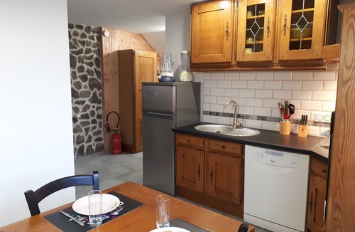 Perpezat House | Gîte du Fenil in the Heart of the Volcanoes