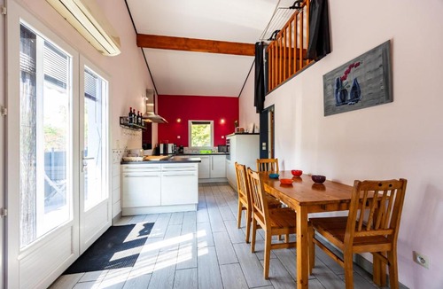 Saint-Vincent-de-Pertignas House | Gite Entre Terre Et Ciel