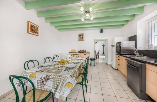 Saint-Georges-de-Baroille House | Gîte "Domaine de Collonges" with Private Terrace and Garden