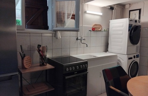 Bouzais Apartment | Gite with 2 bedrooms and fully equipped kitchen, with Jacuzzi in a very calm atmosphere