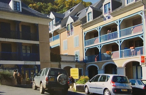 Sainte-Marie-de-Campan Apartment | Grand Appartement 90 M au Centre de Sainte Marie de Campan