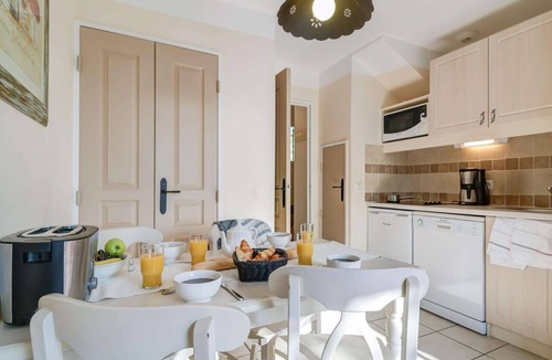 Rouret Apartment | Grospierres Duplex with Large Terrace for 4