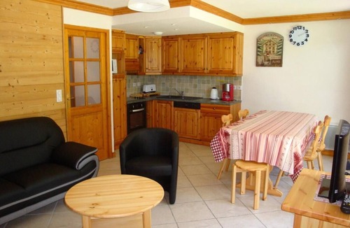 Pralognan-la-Vanoise Apartment | Ground floor, terrace, tv, 48m², Pralognan-la-Vanoise