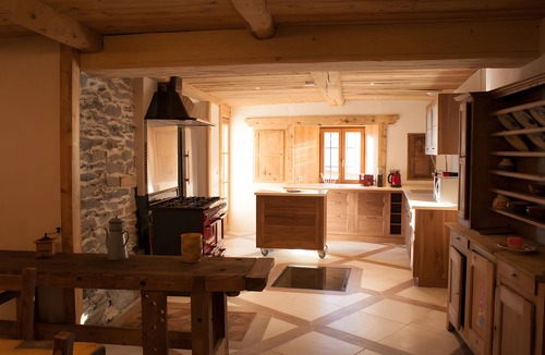 Montvalezan Bed & Breakfast | Guest Room 4 - Aurélie's Farm