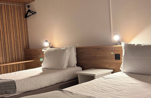 Le Caylar Hotel | Hôtel du Rocher