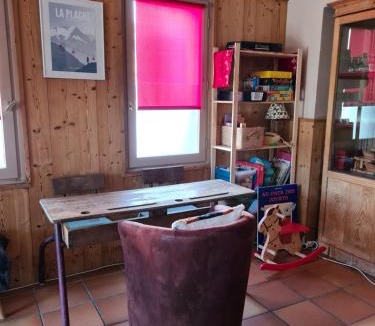 Longefoy Apartment | Hôtel et Appart'Hôtel Restaurant L'Adray