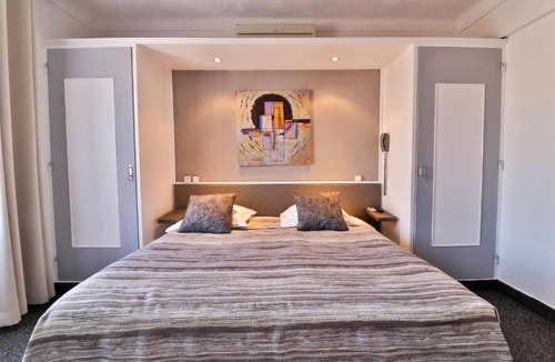 Sainte-Maxime City Centre Hotel | Hôtel Le Chardon Bleu