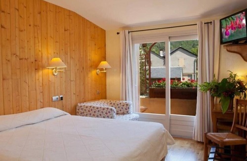 Cocures Hotel | Hôtel Restaurant la Lozerette