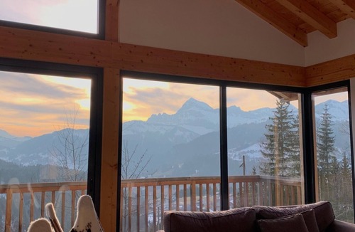 Notre-Dame-de-Bellecombe Ski Chalet | high-end chalet of 320 m2 sleeps 18 with spa