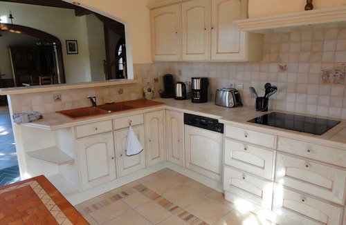 Lescheroux House | Holiday Home 'Gite Du Moulin De Veyriat' with Shared Garden, Balcony and Wi-Fi