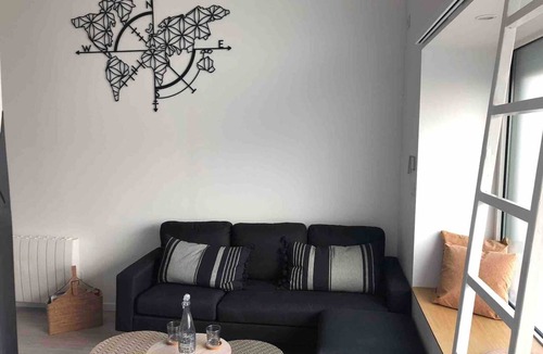 Vallieres Apartment | Homerez - Central studio Clermont-Ferrand