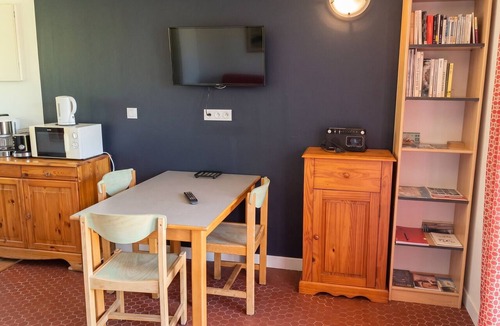 Treignac Apartment | Homerez - Studio in Treignac