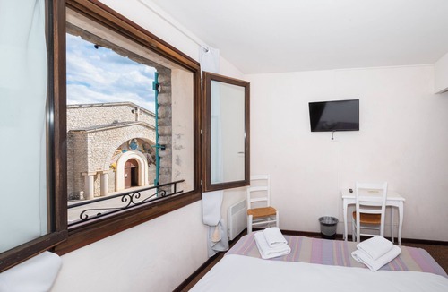Les Salles-sur-Verdon Hotel | Hotel Restaurant Le Verdon
