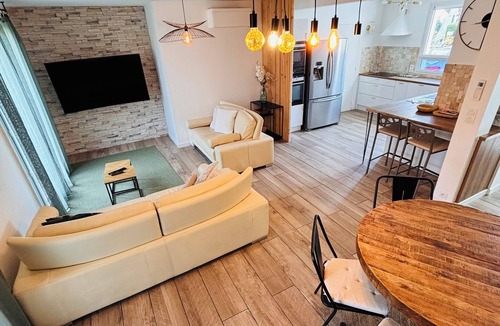 Vetraz-Monthoux House | House 8 pers with garden - Near Geneva (15 min) - Ideal for families & professionals